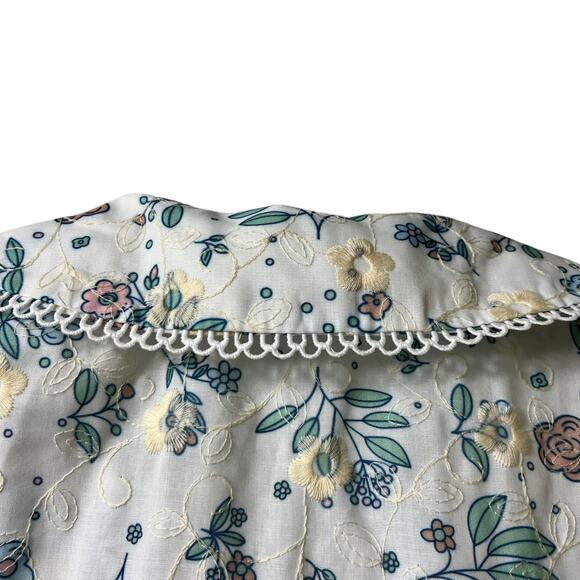 Dazy Puff Sleeve Button‎ Front Top Lace Trim Collar Floral Embroidered M (2824) - Picture 4 of 5